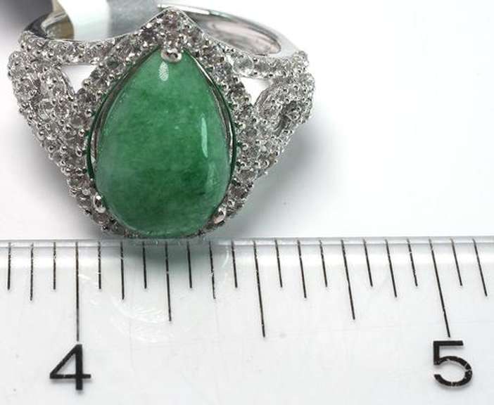 Very Attractive Emerald & White Sapphire Ring