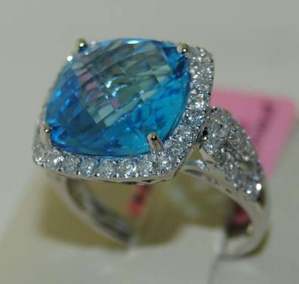 14kt White Gold Blue Topaz Cocktail Ring