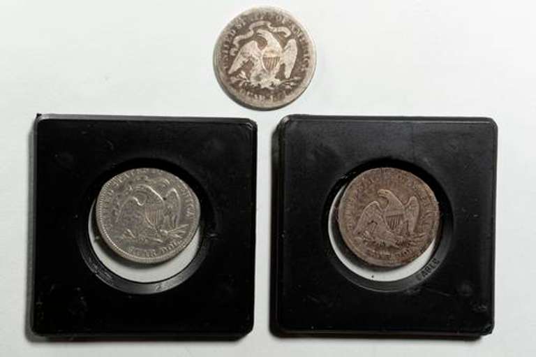 3 Seated Quarters