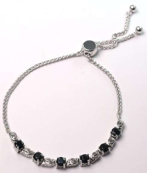 Glittering Blue Sapphire Bracelet in Sterling Silver