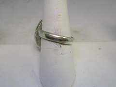 silver tone color stone ring