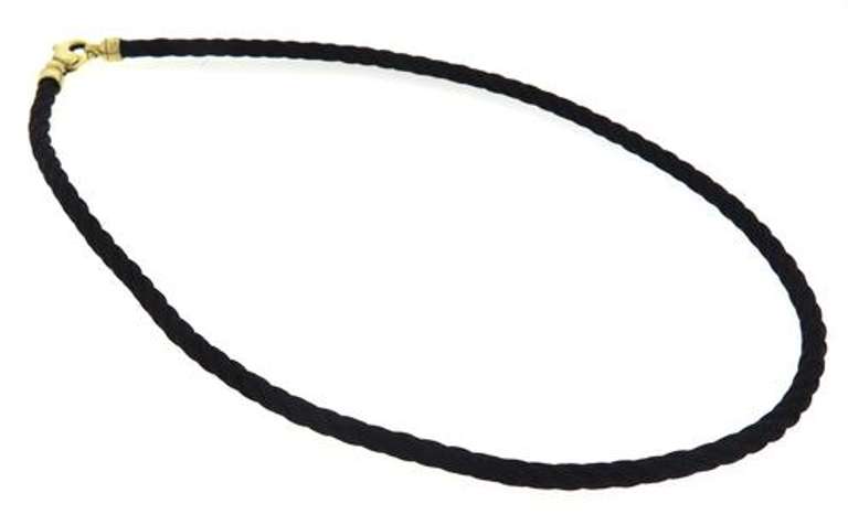 Chic 18kt YG and Black Steel Necklace