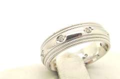 LADIES 14 KT DIAMOND BAND