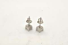 LADIES 14 KT WHITE GOLD PRINCESS DIAMOND STUDS