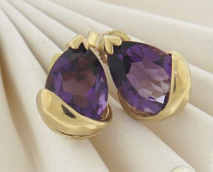 Favorite Amethyst Yellow Gold Earrings