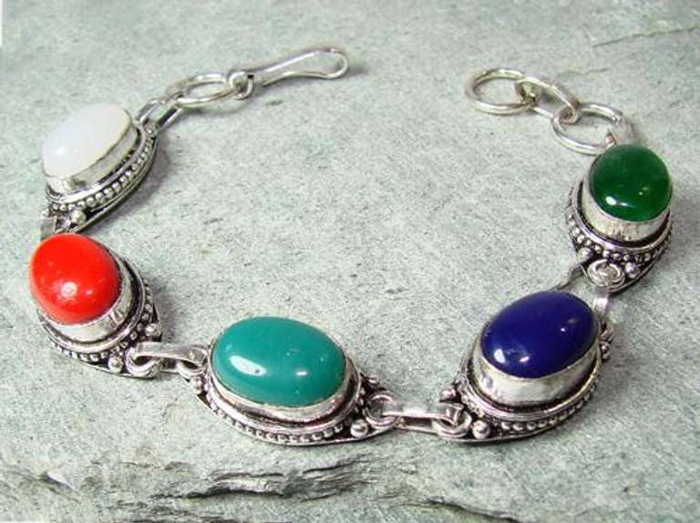 Fascinating Natural Stone Ethnic Handcrafted Bracelet
