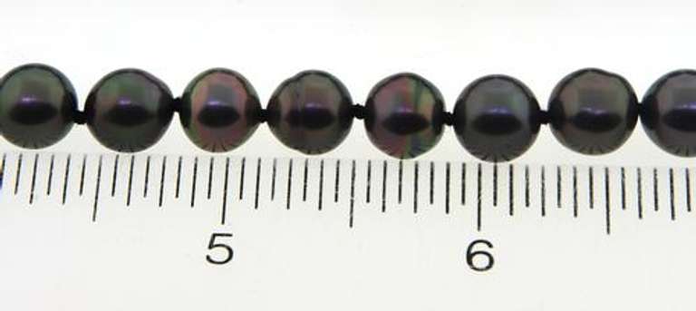 Graduated Grey Pearl Strand Necklace