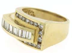 Mesmerizing Multi Diamond Ring