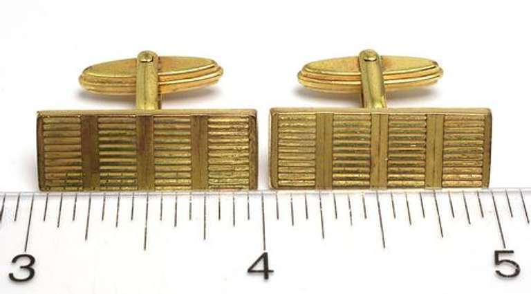 8KT  Yellow Gold Textured Cuff Links