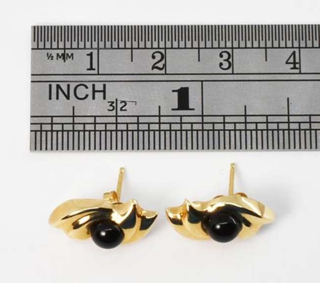 Suave Black Onyx Earrings in 14K Yellow Gold