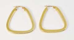 Fashionable Squared Hoop Earrings in 14K