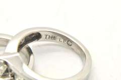 LADIES 14 KT WHITE GOLD LEO DIAMOND SET