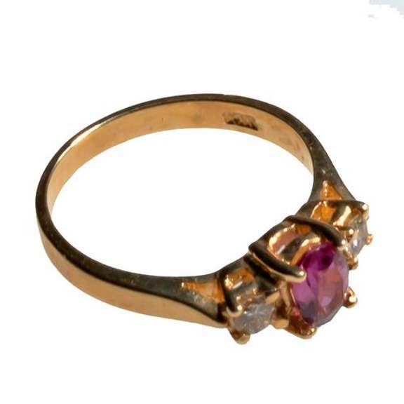 14k Yellow Gold Diamond And Amethyst Ring