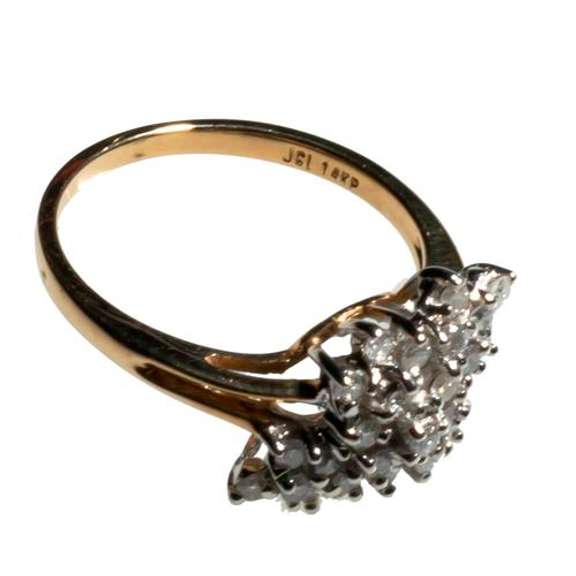 14 K Yellow Gold And Multi Diamond Cocktail Ring