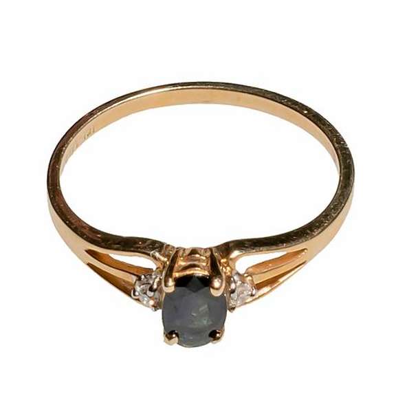 14k Yellow Gold Diamond And Sapphire Ring