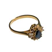 14k Yellow Gold 14 Diamond And Sapphire Ring
