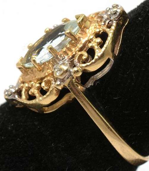 Vintage Aquamarine & Diamond Ring, 14KT
