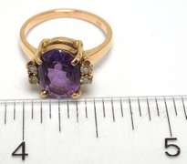 Amethyst & Diamond Ring in 14KT