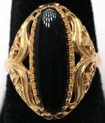 Beautiful Onyx Vintage Ring in Gold