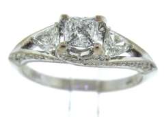 Glamorous 18kt WG Princess Cut Engagement Ring