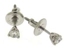 Classic 14kt White Gold Diamond Stud Earrings