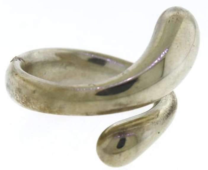 Trendy Tiffany & Co. Silver Bypass Teardrop Ring