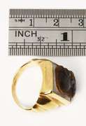 Vintage Carved Agate & Gold Unisex Ring