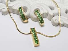 Unusual Tsavorite Garnet 18K Necklace and Earrings Suite