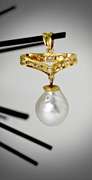 Feminine 18K Baroque Pearl Pendant