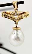 Feminine 18K Baroque Pearl Pendant