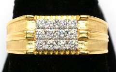 Men's Sleek Diamond Ring in 18KT
