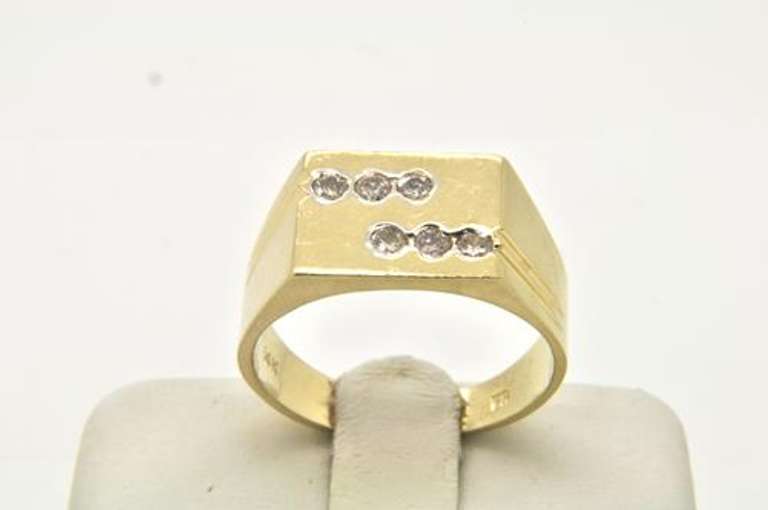 MENS 14 KT YELLOW GOLD DIAMOND RING