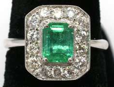 Dazzling Emerald & Diamond Ring, 18KT