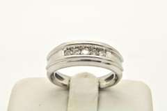 MENS 14 KT WHITE GOLD DIAMOND BAND