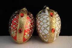 Beaded Ornament Red & White - Set of 2