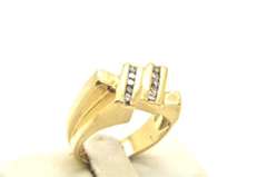 MENS 14 KT GOLD DIAMOND RING