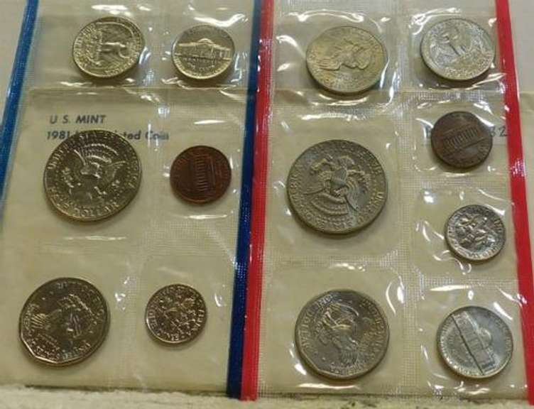 1981 Uncirculated Mint Set :  P and D and S  SBA Dols.