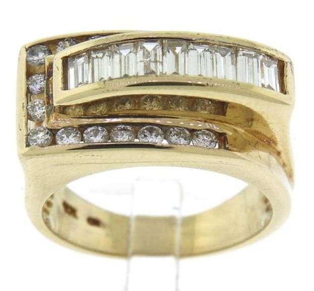 Dazzling RBC & Bagguette Diamond Buckle Style Ring