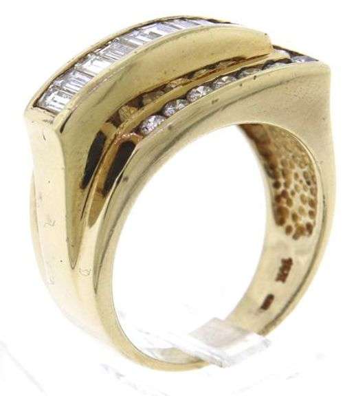 Dazzling RBC & Bagguette Diamond Buckle Style Ring