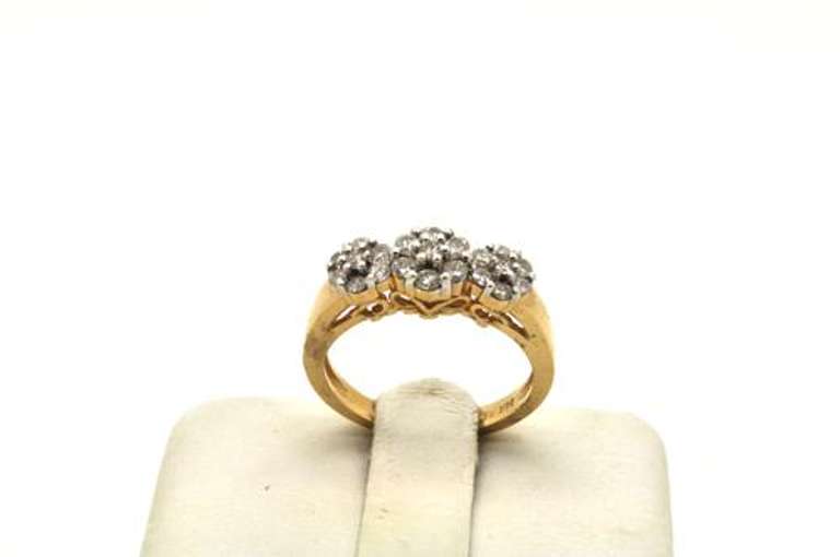 LADIES PAST PRESENT FUTURE DIAMOND RING