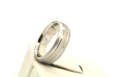 14 KT WHITE GOLD WEDDING BAND