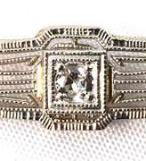 Traditional Bar Pin in 14K WG