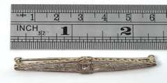 Traditional Bar Pin in 14K WG