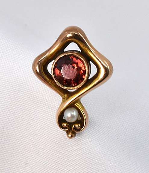 Art Nouveau Garnet and Pearl Stickpin in 10K