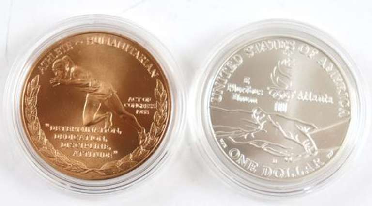 2 1995 Silver Dollar Unc Track & Field  Jesse Owens Medal Sets