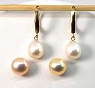 Lovely Pair of Pearl Earrings in 14K Yellow Gold