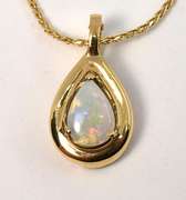 Tasteful Opal Pendant Necklace in 14K Yellow Gold