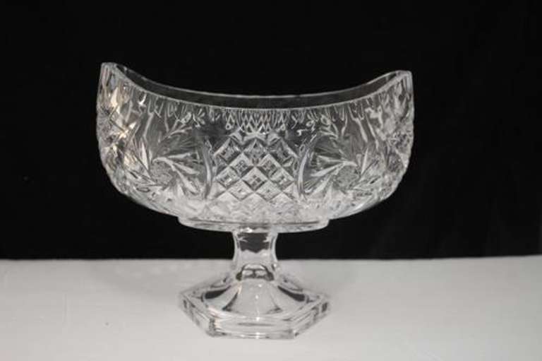 Open Bowl on Pedestal