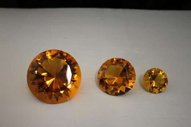 Trio Diamonds Crystal Amber