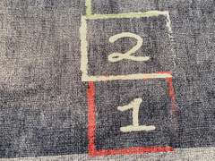Beautiful & Stylish  Hop Scotch  Rug 5 x 8